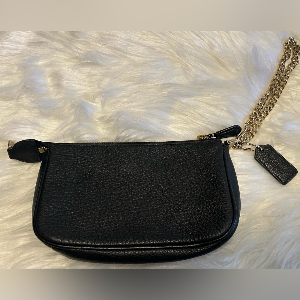 Coach Black RARE and Gold Purse or Wristlet Adjustable Chain NEW 2 divides & cc - Picture 3 of 5